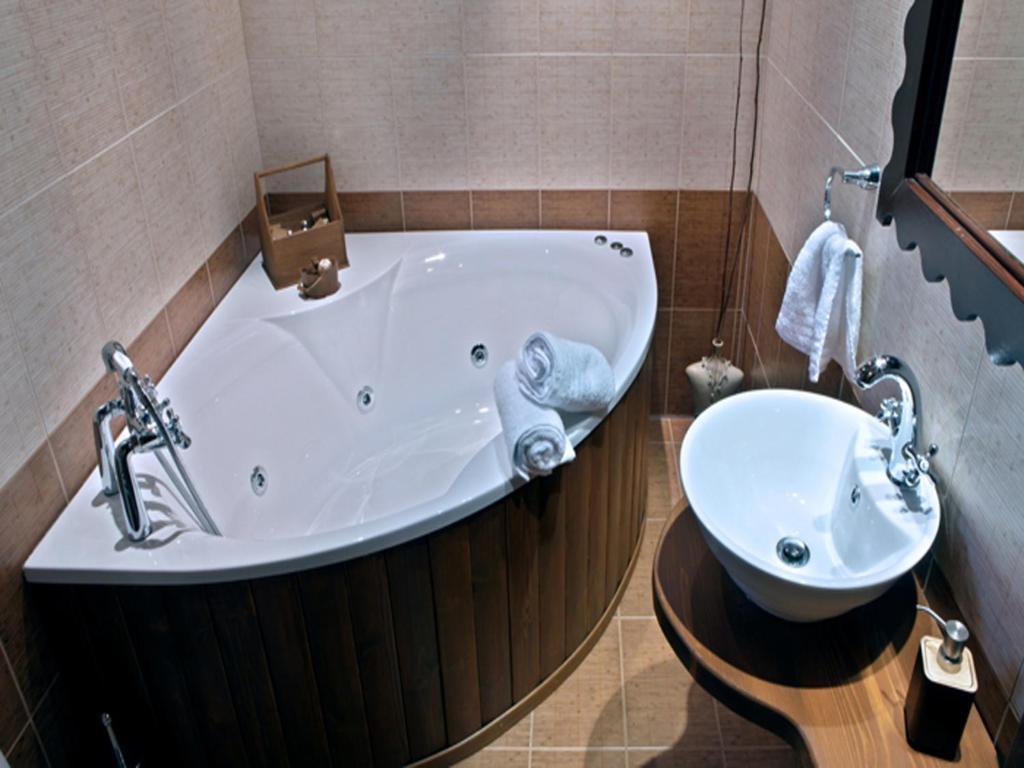 Feggarognemata Suites 上特里卡拉 客房 照片